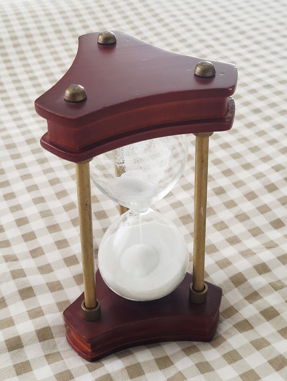 Wood and Brass Hourglass Sand Timer - White Sand - Picture 4 of 9
